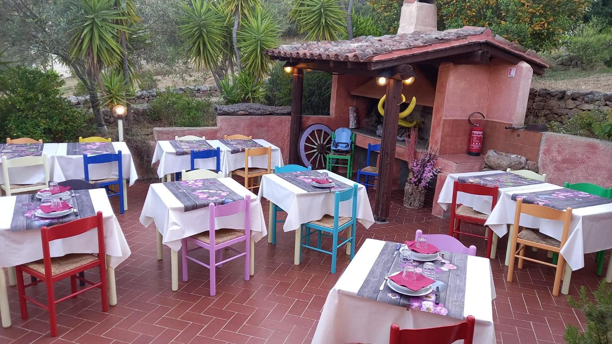 Agriturismo Agrisole Olbia Exteriör bild